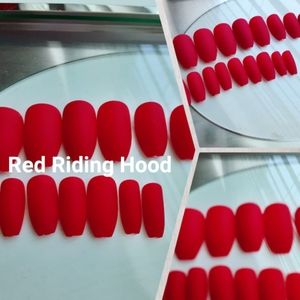 press on nail Red Riding Hood